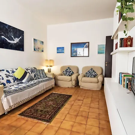 Park By Interhome شقة *